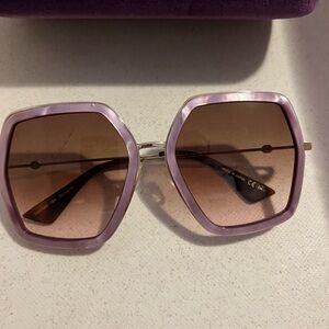 Oversized Guccis sunglasses